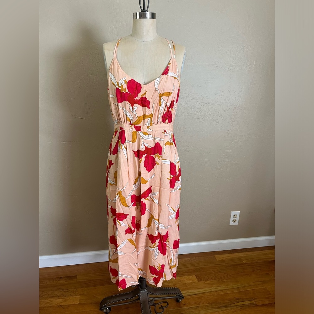 cute and cool floral sundress.